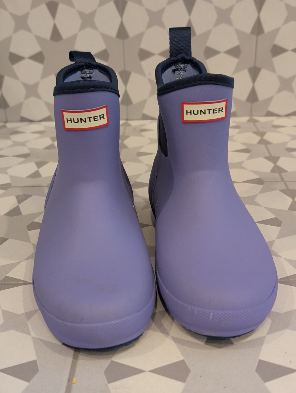 Hunter Kids Lavender Chelsea Rain Boots with Navy Trim